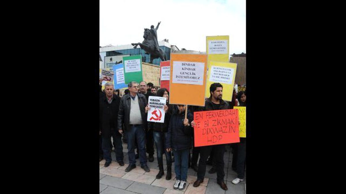 Gaziantep\'te Ana Dilde Eğitim Yürüyüşü