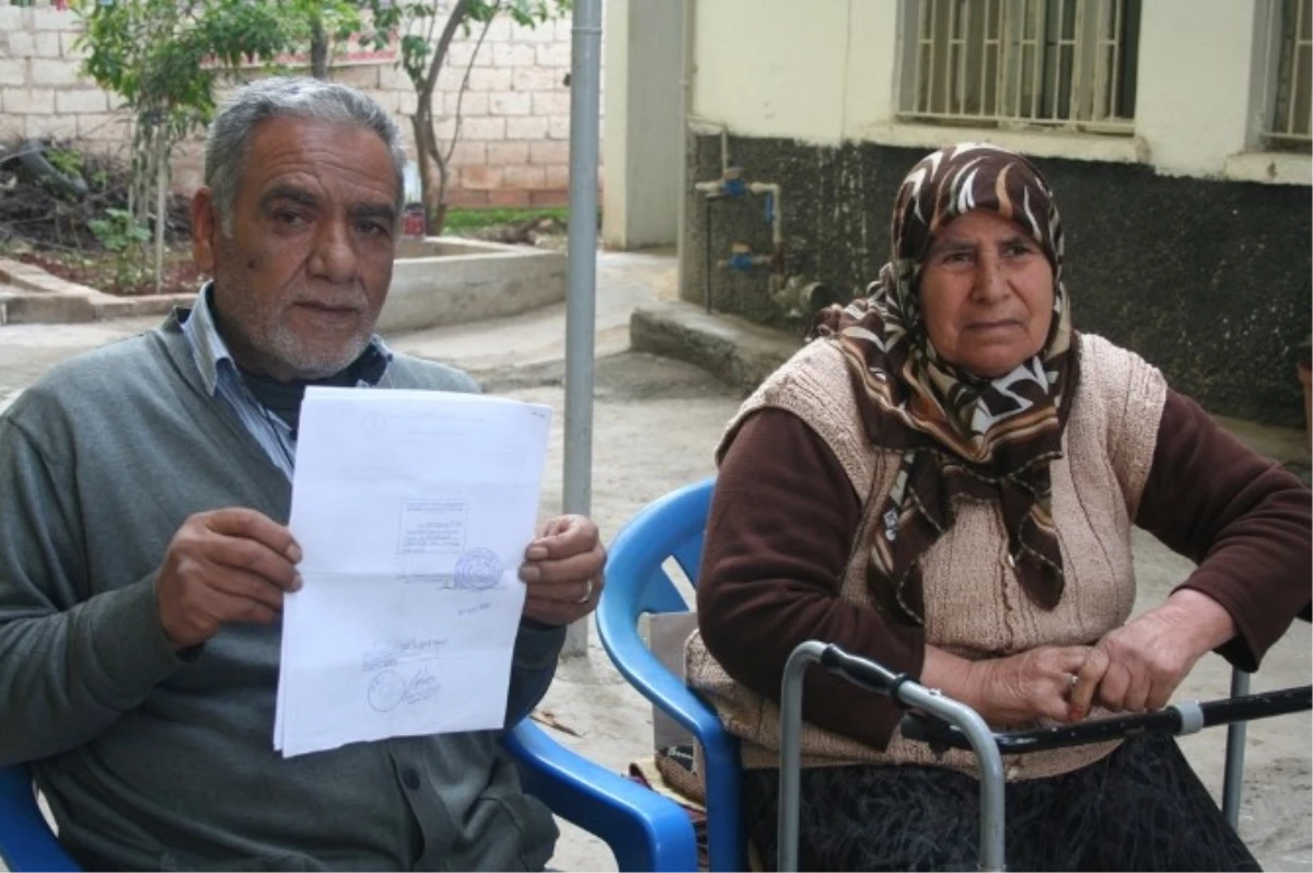 Kıbrıs\'a Alınmayan Yaşlı Adamın Evlat-torun Hasreti
