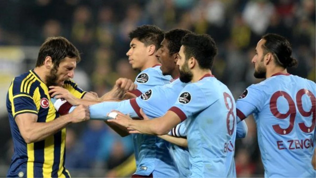 Trabzonspor Yönetiminden Fenerbahçe\'ye Tepki