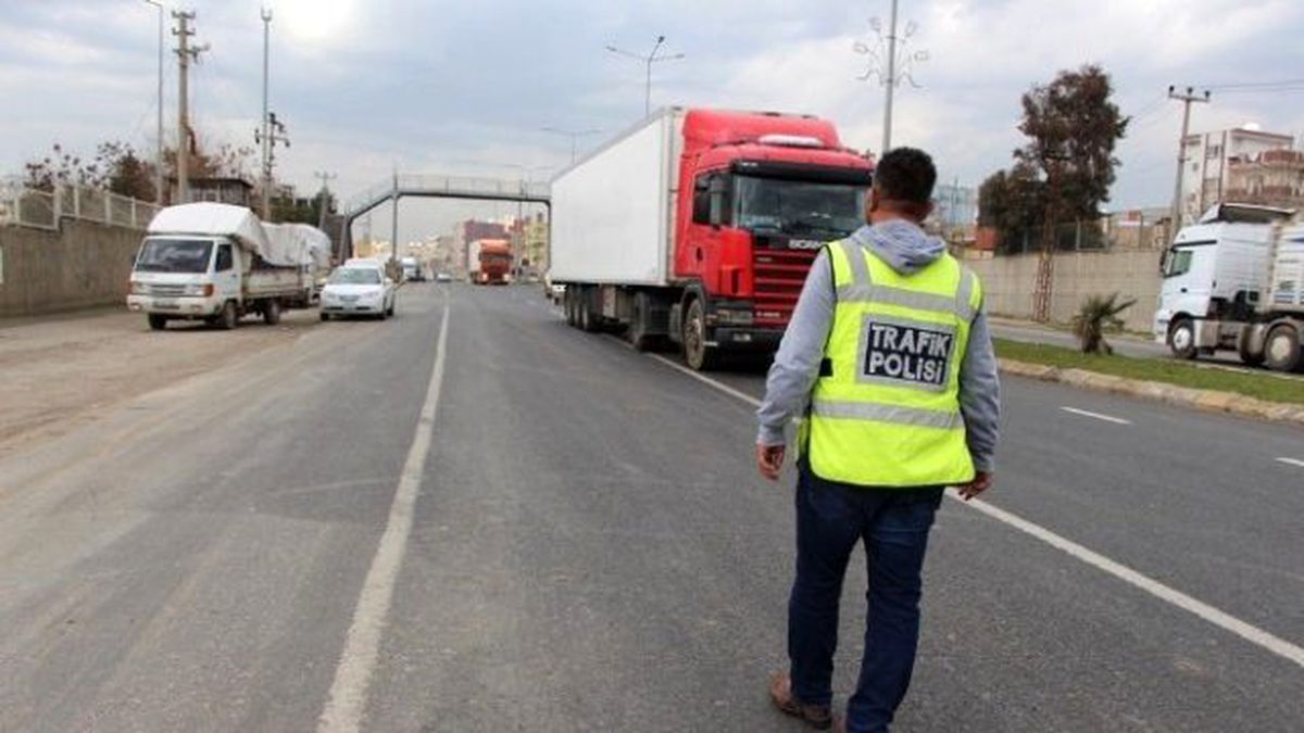 Trafik Ekiplerinden Yol Kontrol Denetlemesi