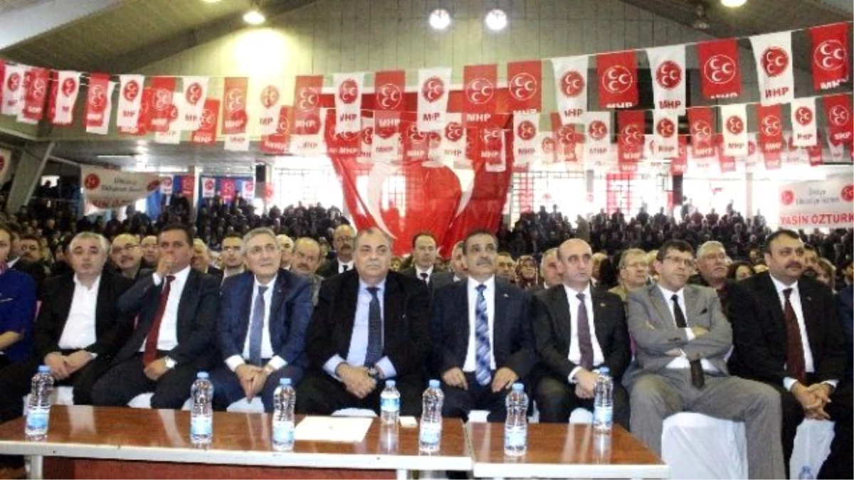 Tuğrul Türkeş Başkanlık Sistemi Tartışmalarını Eleştirdi