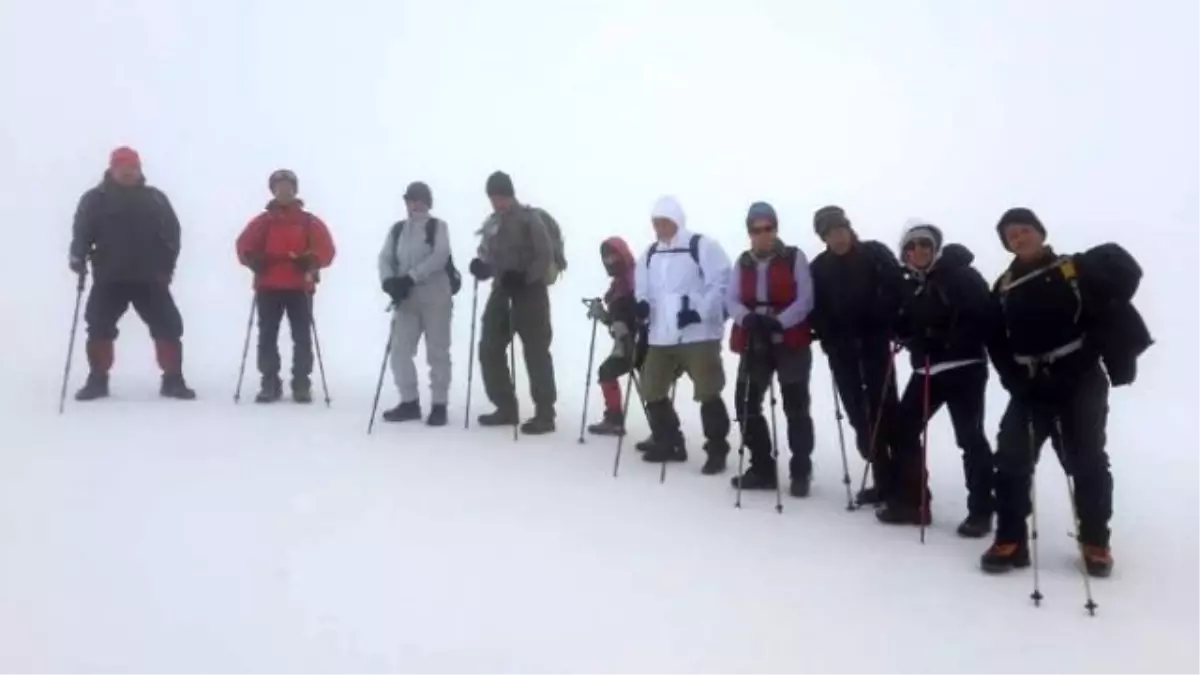 Bodrumlu Dağcılar Bozdağ\'dan Son Anda Kurtuldu