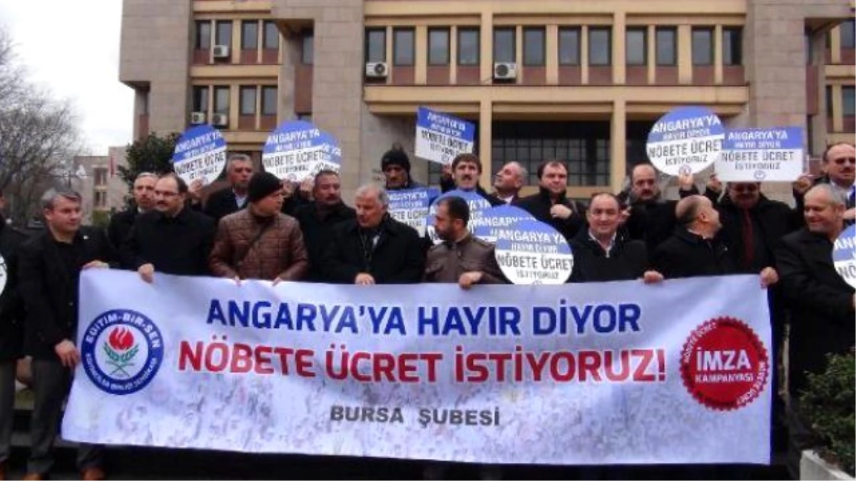 Bursa\'da Öğretmenlerden Nöbet Ücreti Eylemi