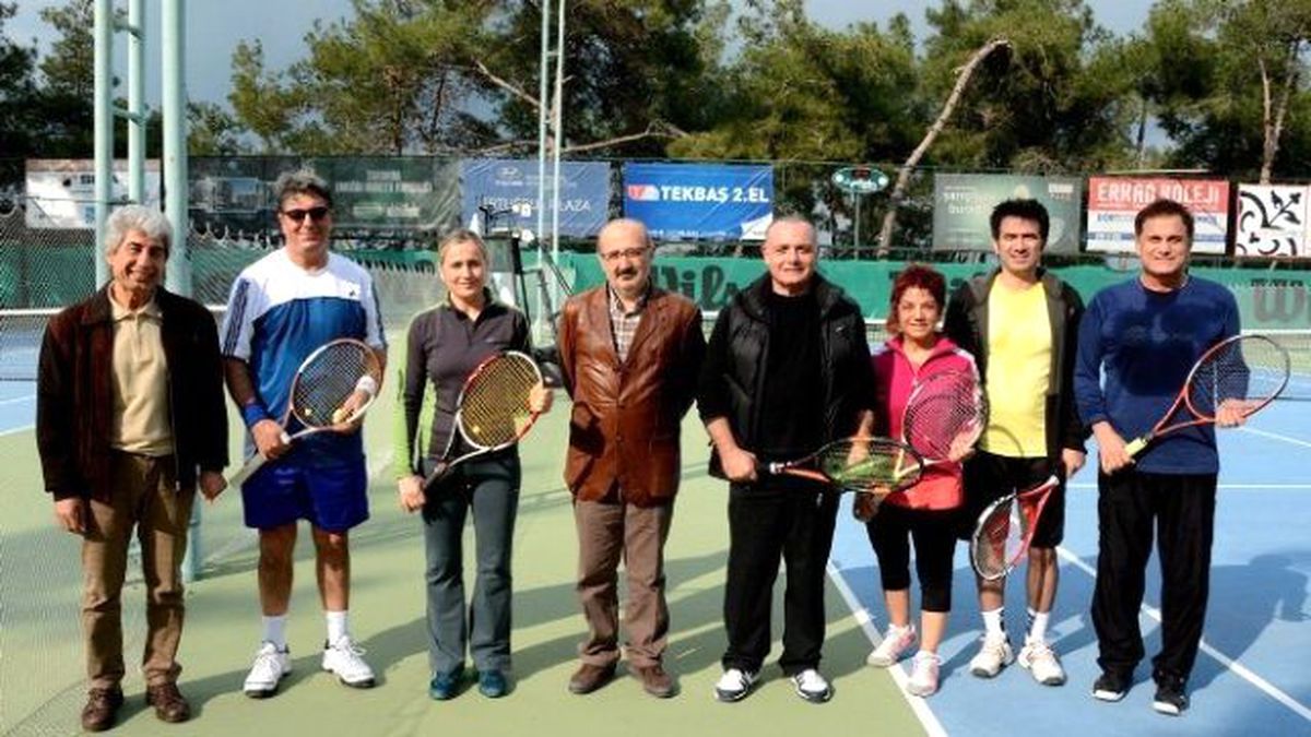Doktorların Tenis Turnuvası Başladı