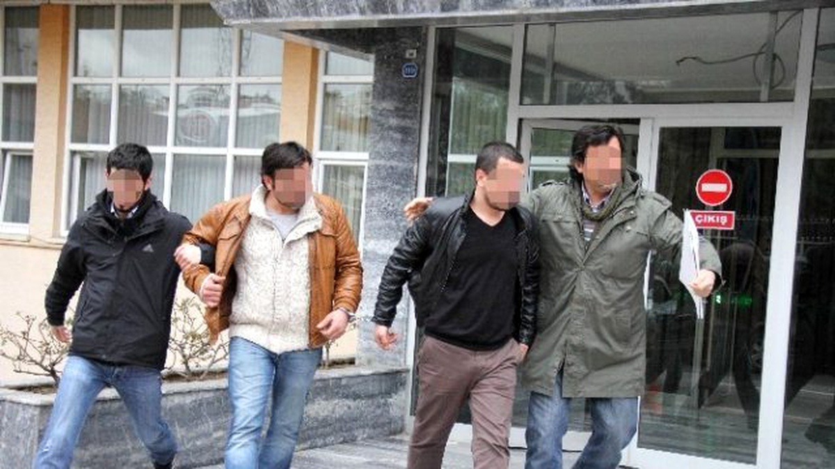 Kaçak Kamyon Parçasına 2 Gözaltı