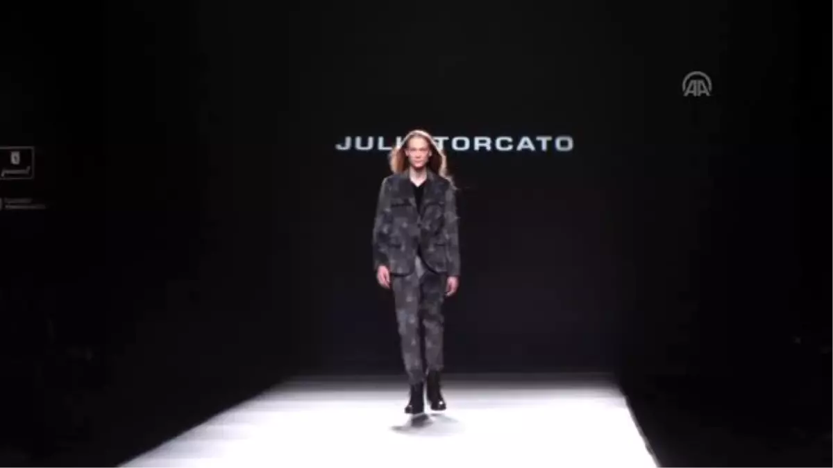 Mercedes Benz Fashion Week - Julio Torcato Defilesi