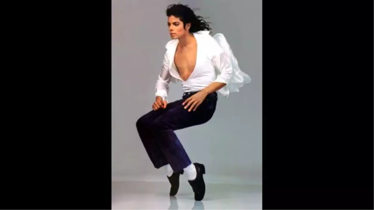 Michael Jackson Estetik Olmasaydı Nasıl Görünürdü?