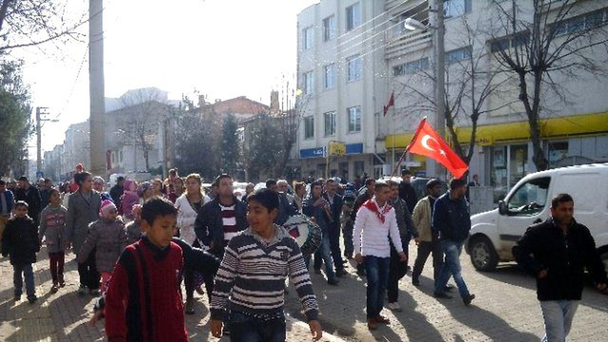 Muratlı\'da Asker Adayları Uğurlandı