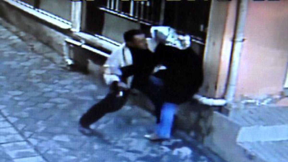 Bıçaklı Koca Dehşetini Yaşayan Kadın, Hayati Tehlikeyi Atlattı