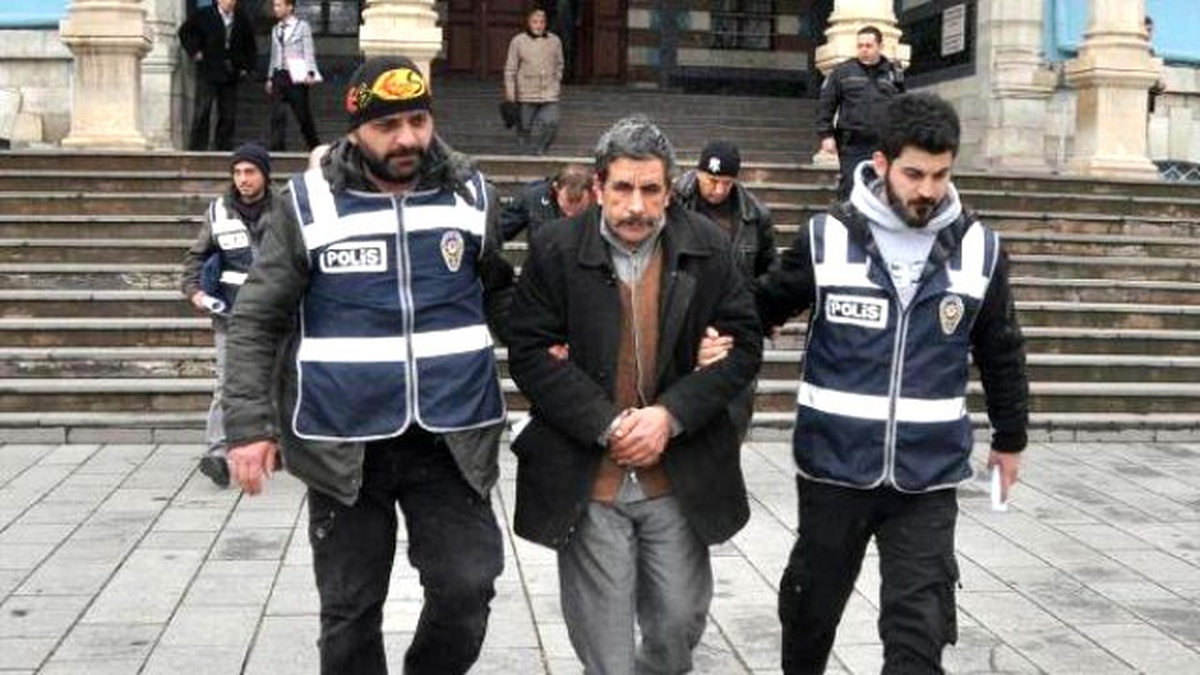 Kütahya\'da Buldukları Nüfus Cüzdanıyla Kredi Çeken 3 Kişi Yakalandı