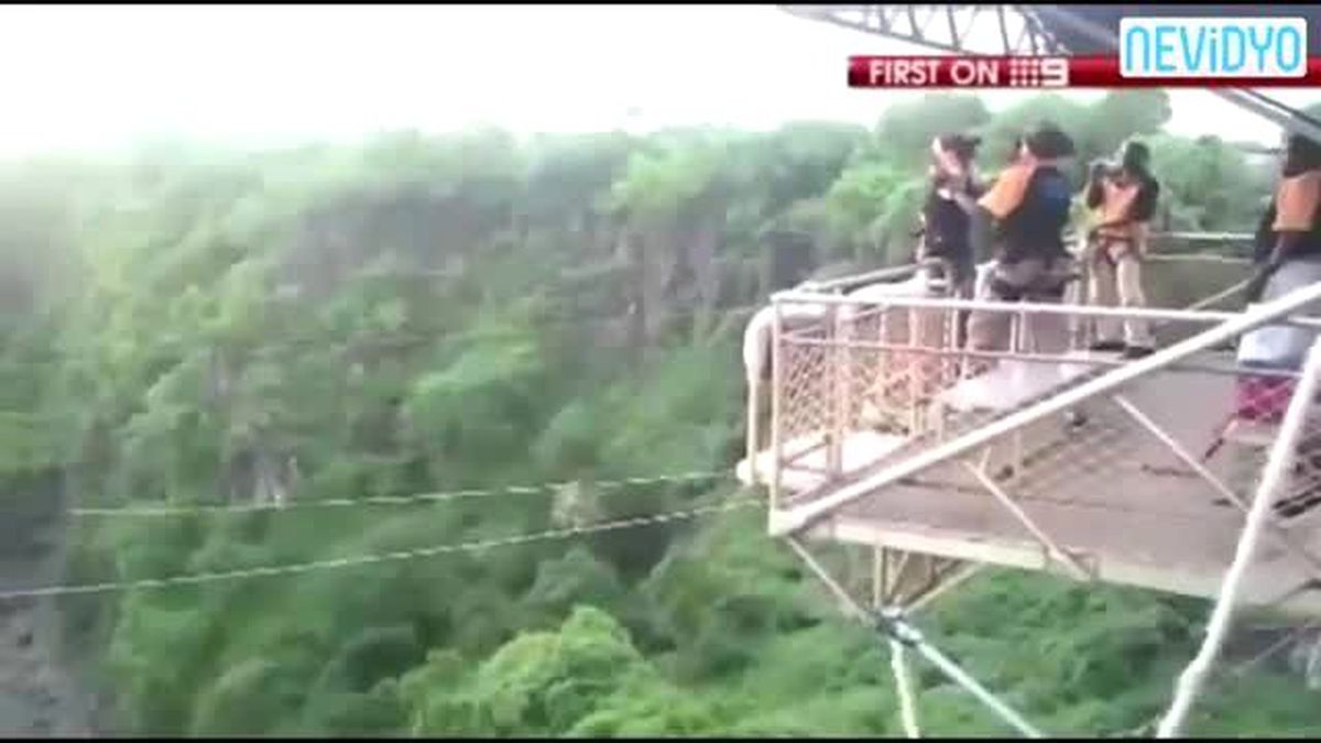 Bungee Jumping Halatı Kopunca...