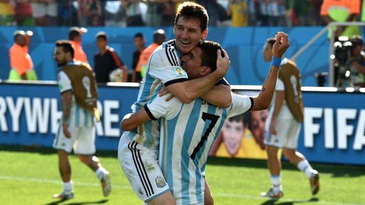 Di Maria: Messi\'nin Mourinho\'yla Rahatlıkla Çalışabileceğini Düşünüyorum