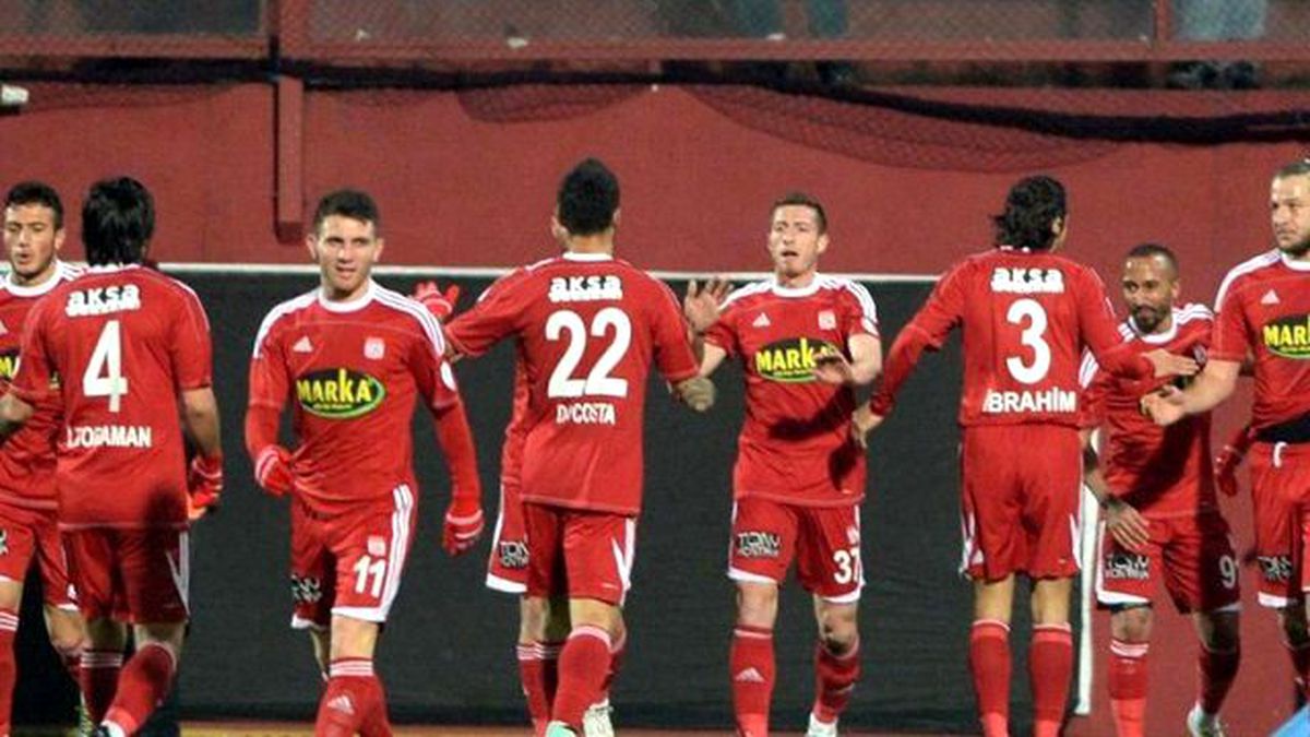 İlk Çeyrek Finalist Sivasspor!