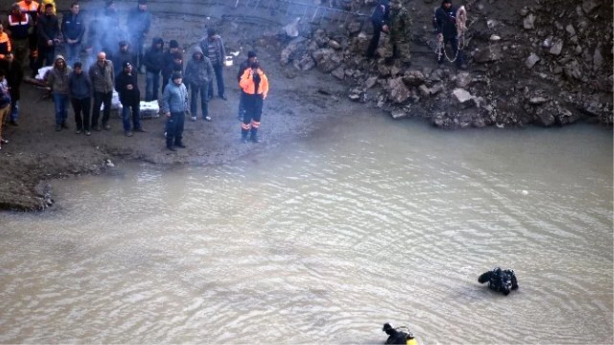 Kürtün Barajında Kaybolan Operatör Bulunamadı