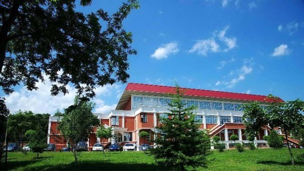 SAÜ Besyo Öğretim Üyesi Çetin\'den Spor İçin Öneriler