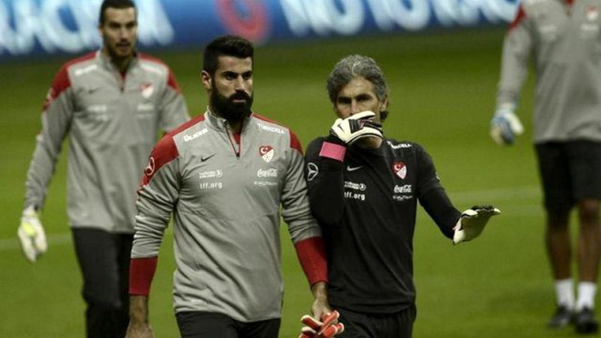 Volkan Demirel\'e Hakarete 2 Yıl 8 Ay Hapis İstemi