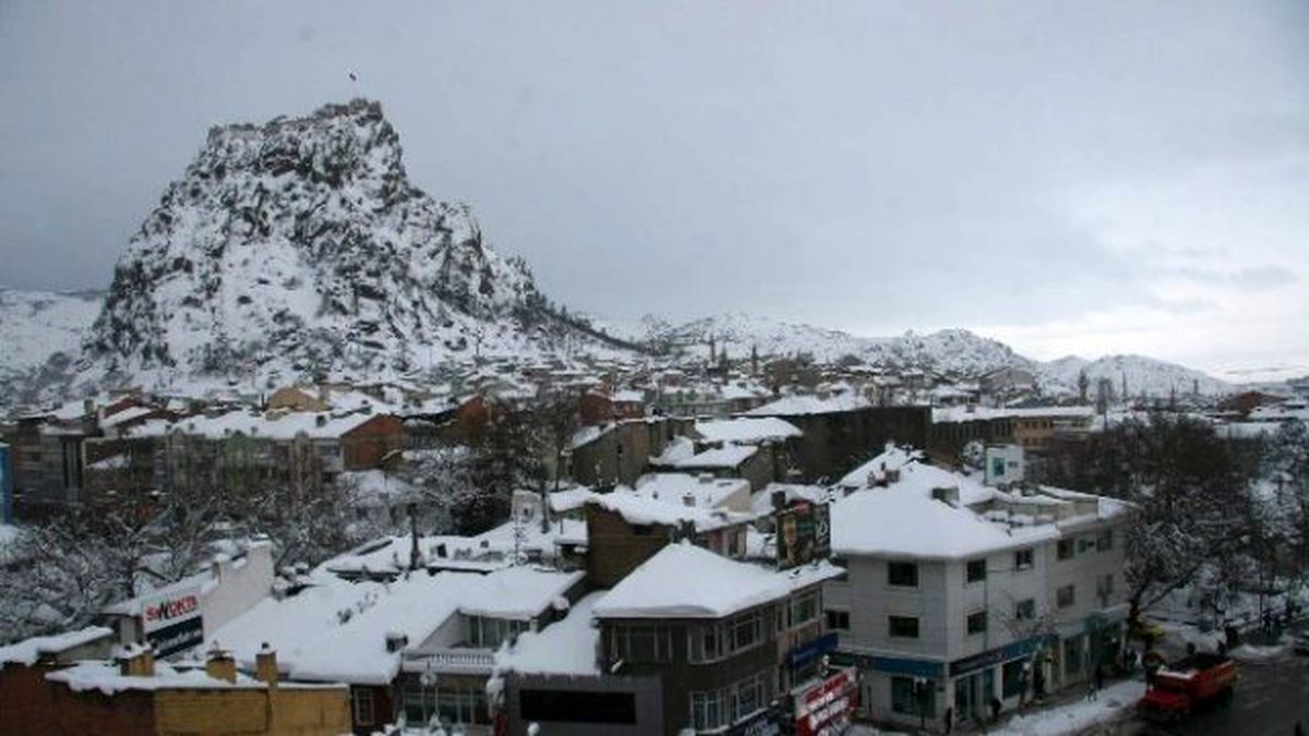 Afyonkarahisar\'da Eğitime Kar Engelli