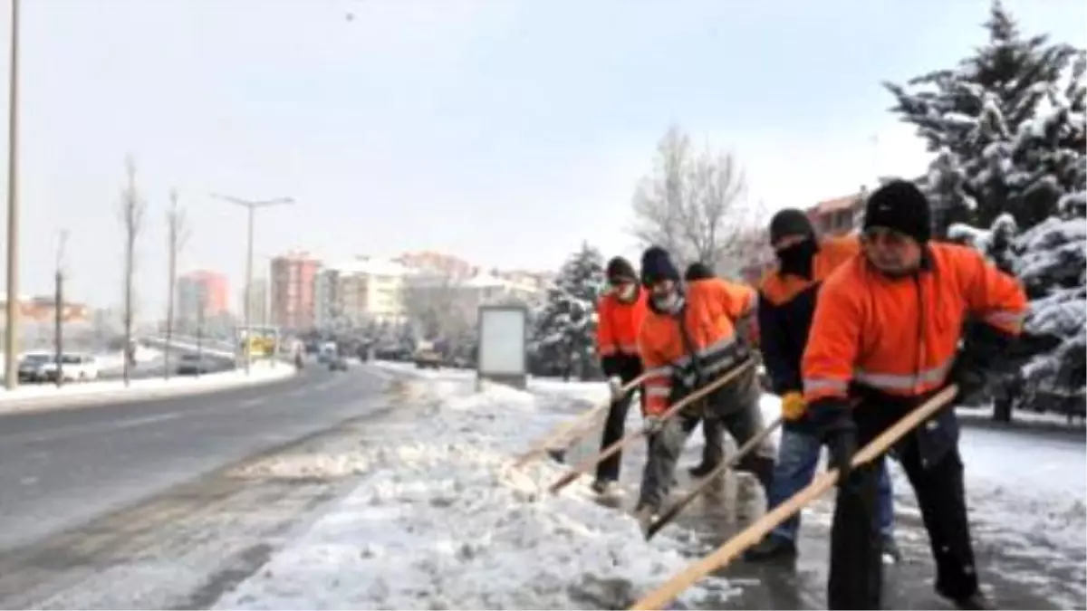 Ankara\'da Karla Mücadele Çalışmaları
