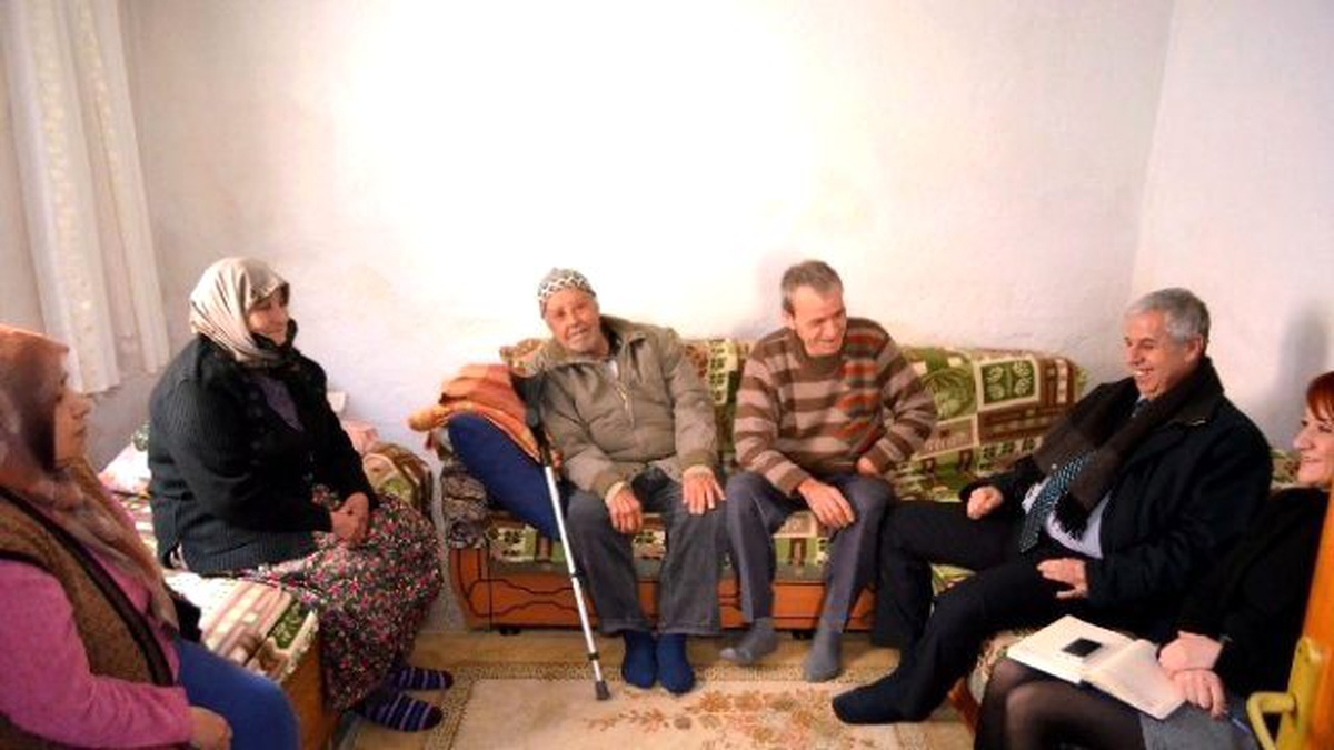 Başkan Toyran Halk Gününde Söz Verdi, Kahve İçmeye Gitti