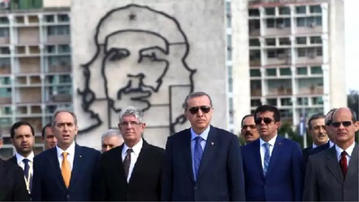 Cumhurbaşkanı Erdoğan, Kübalı Şair ve Yazar Jose Marti\'nin Anıtını Ziyaret Etti