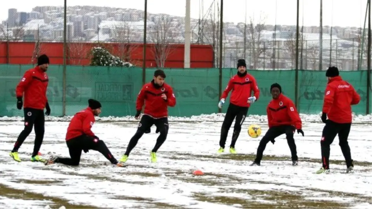 Gençlerbirliği, Eskişehirspor Maçı Hazırlıklarını Tamamladı