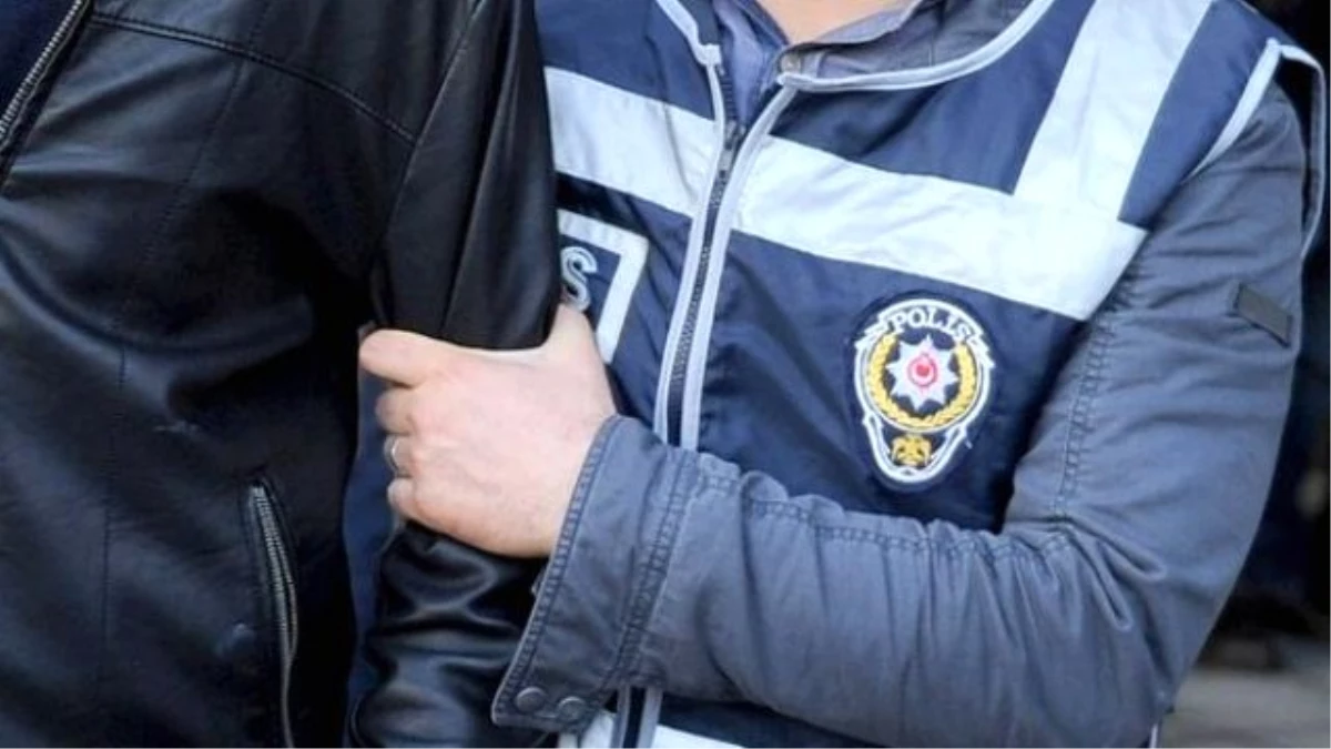 İstanbul\'da CHP\'li Ağırman\'ı Öldüren Şüpheli, Bursa\'da Bankta Uyurken Yakalandı