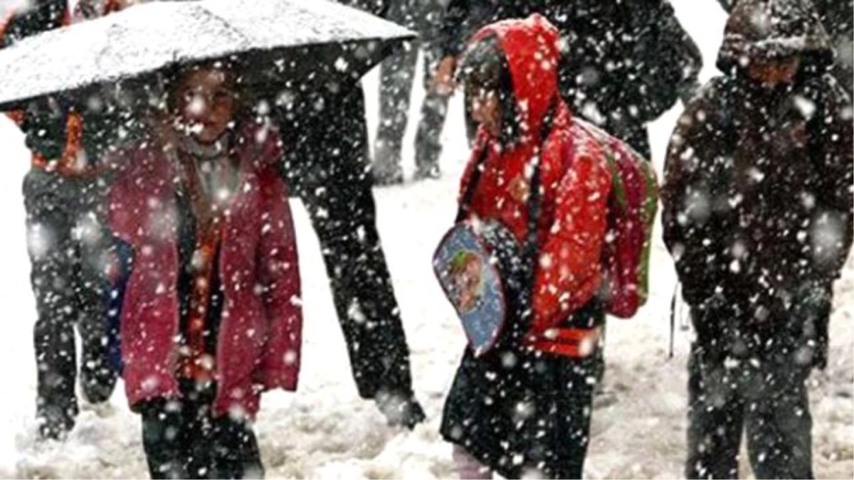 Konya\'da 7 İlçede Eğitime Kar Engeli