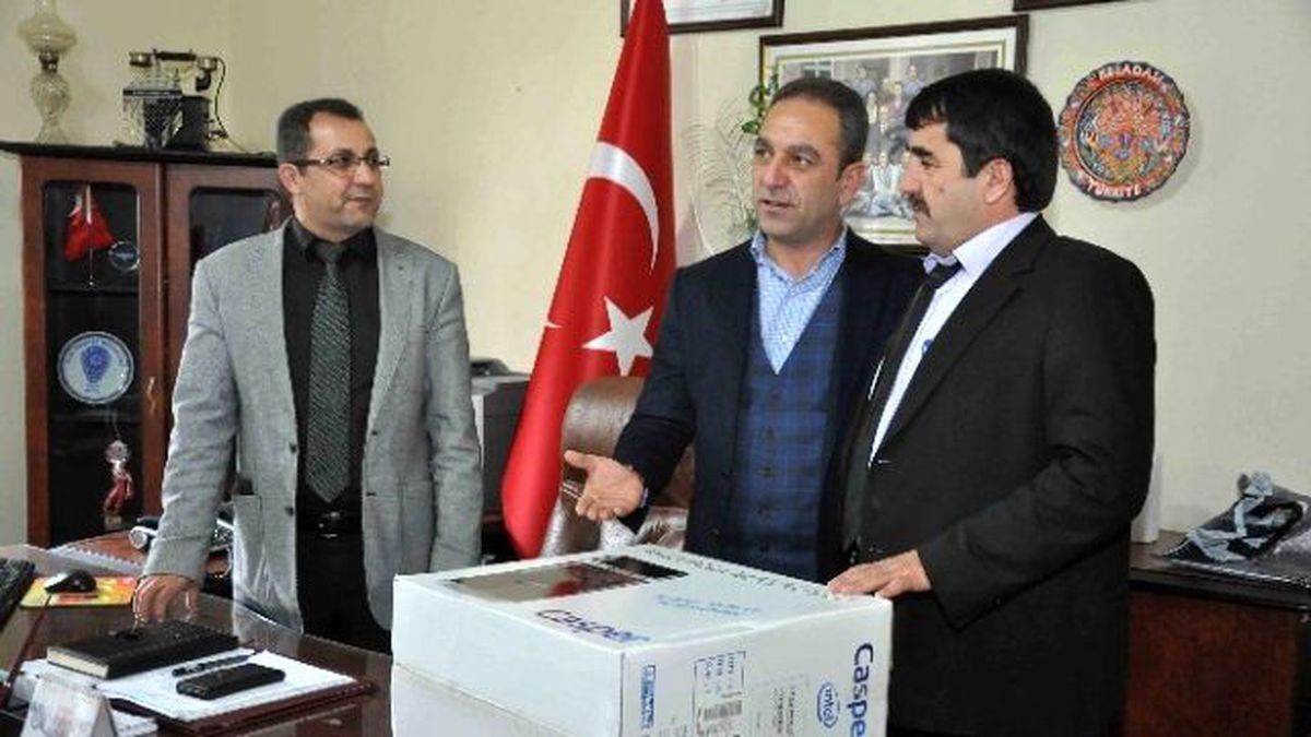 Kuşadası Genç İşadamları Derneği\'nden Eğitime Katkı
