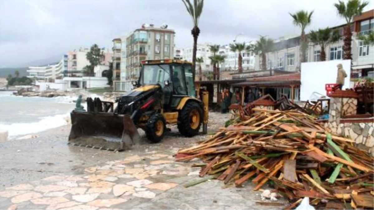 Mersin\'i Lodos, Kar ve Dolu Vurdu