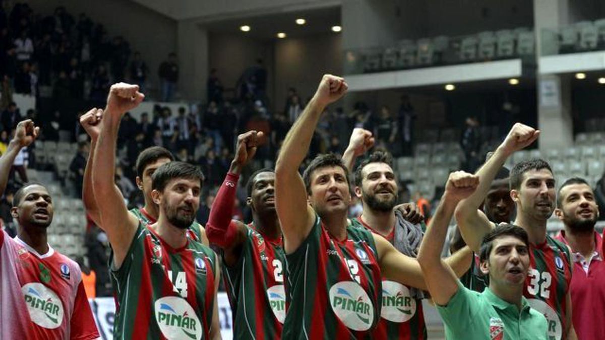Neptunas\'ı Deplasmanda Deviren Pınar Karşıyaka Grubu Lider Tamamladı