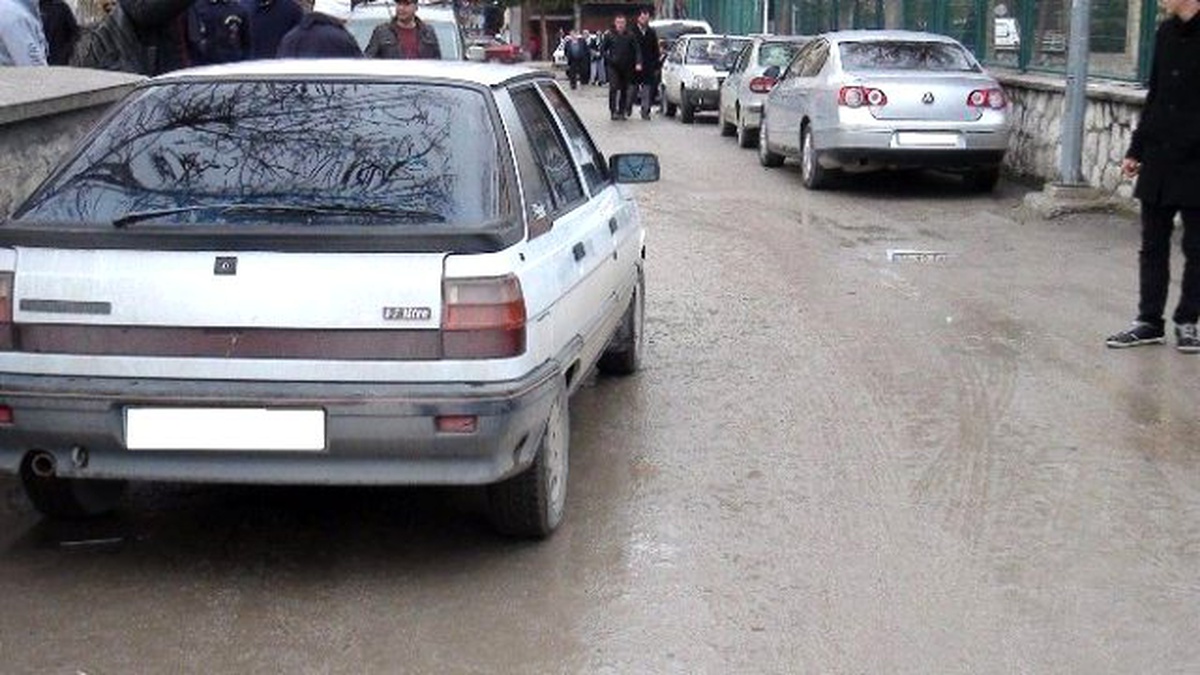 Çorum\'da Öğrencilere Otomobil Çarptı: 4 Yaralı