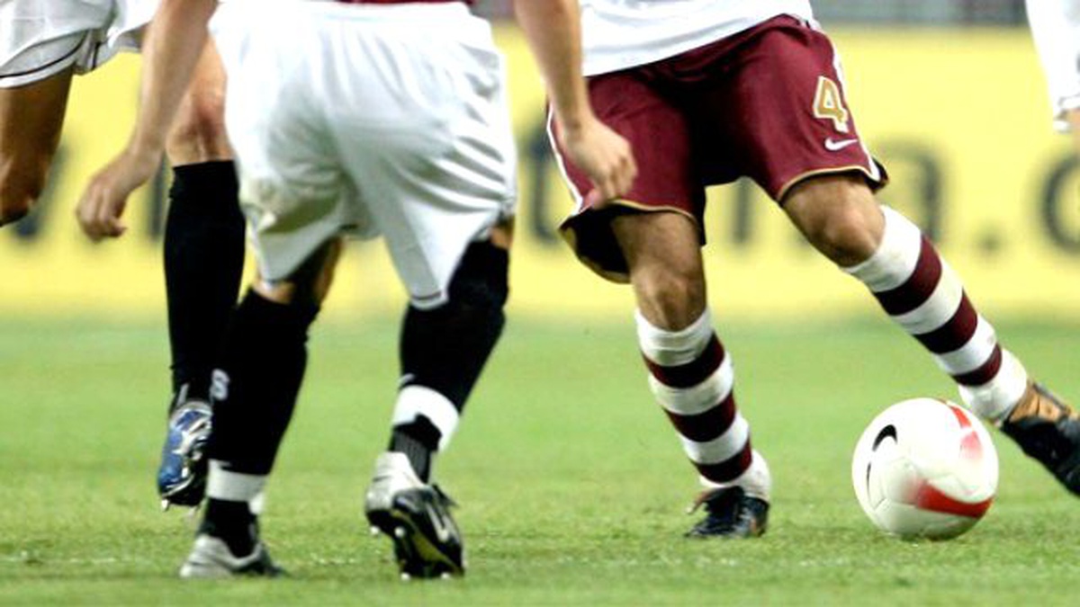 Şike Yapan Kaleci, 6 Ay Futboldan Men Edildi