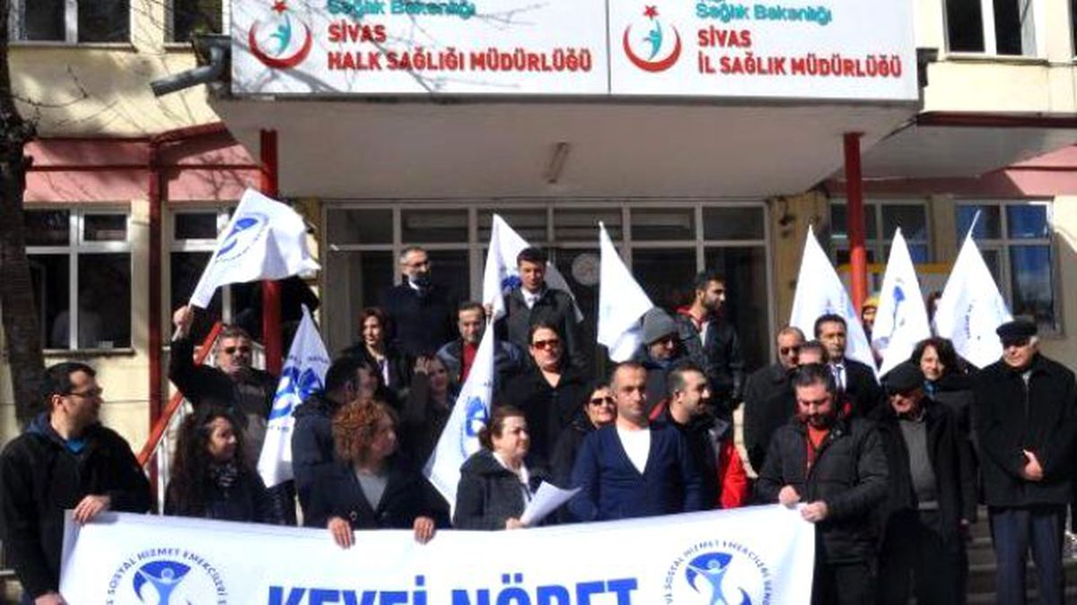 Sivas\'ta Aile Hekimleri İş Bıraktı