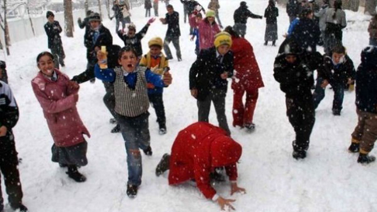 Afyonkarahisar\'da Eğitime Kar Engelli