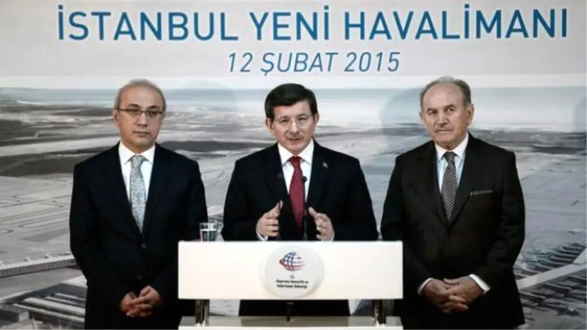 Başbakan Davutoğlu: "Böyle Bir Gözden Geçirmeye İhtiyaç Yok"