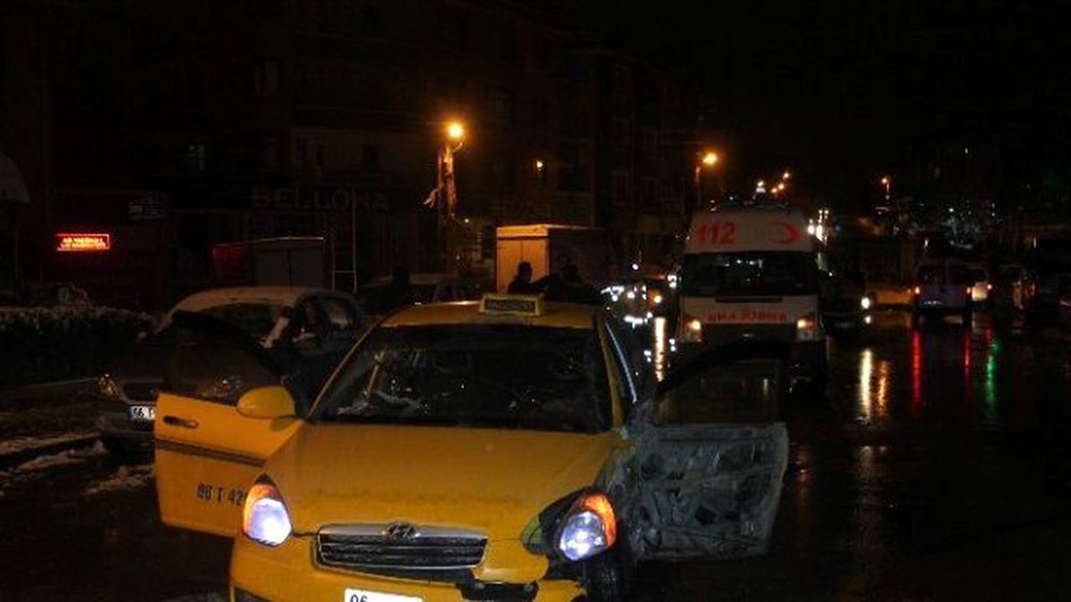 Başkentte Trafik Kazası: 4 Yaralı
