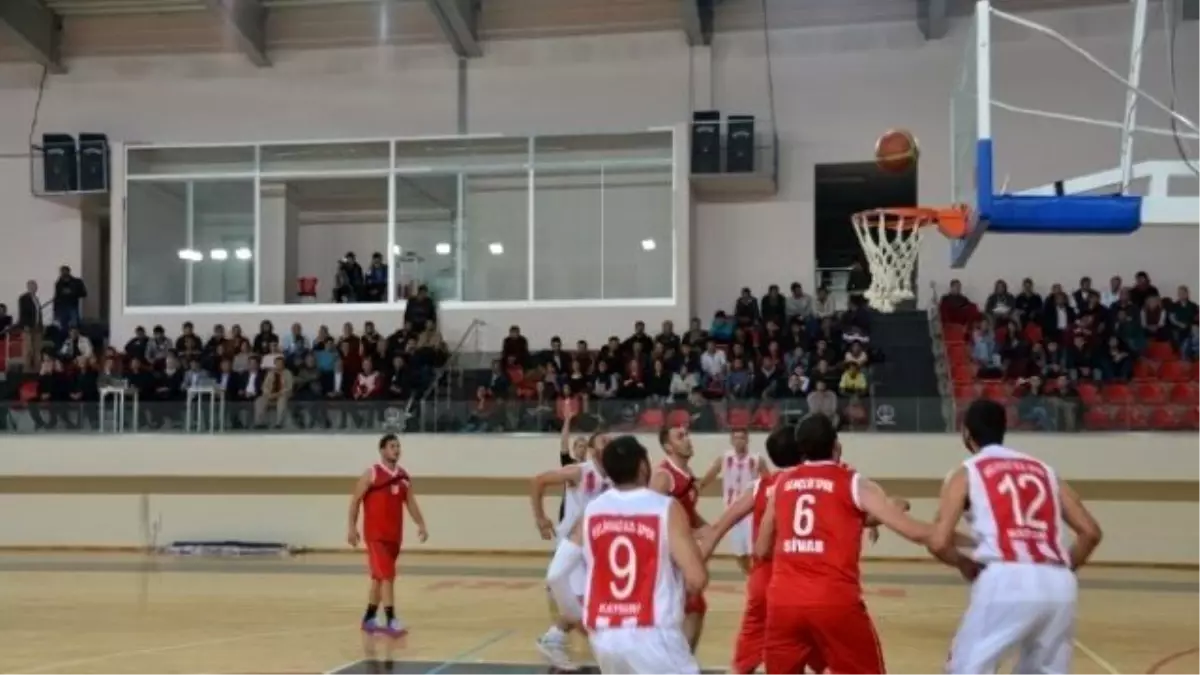 Basketbol Takımı Kaldığı Yerden Başlıyor