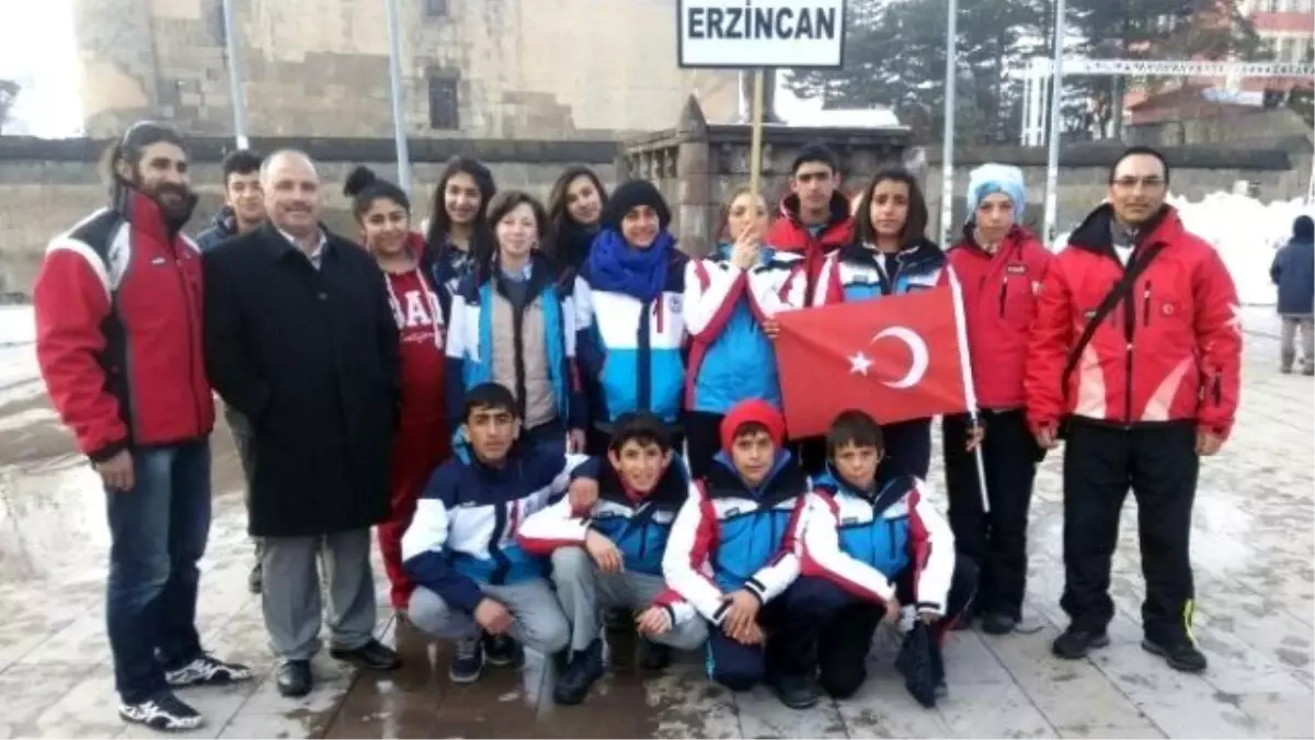 Erzincan Kayaklı Koşuda Emin Adımlarla İlerliyor