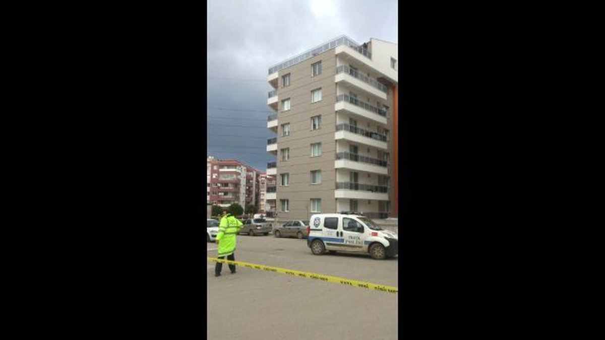 İzmir\'de Keskin Nişancılarla Rehine Operasyonu