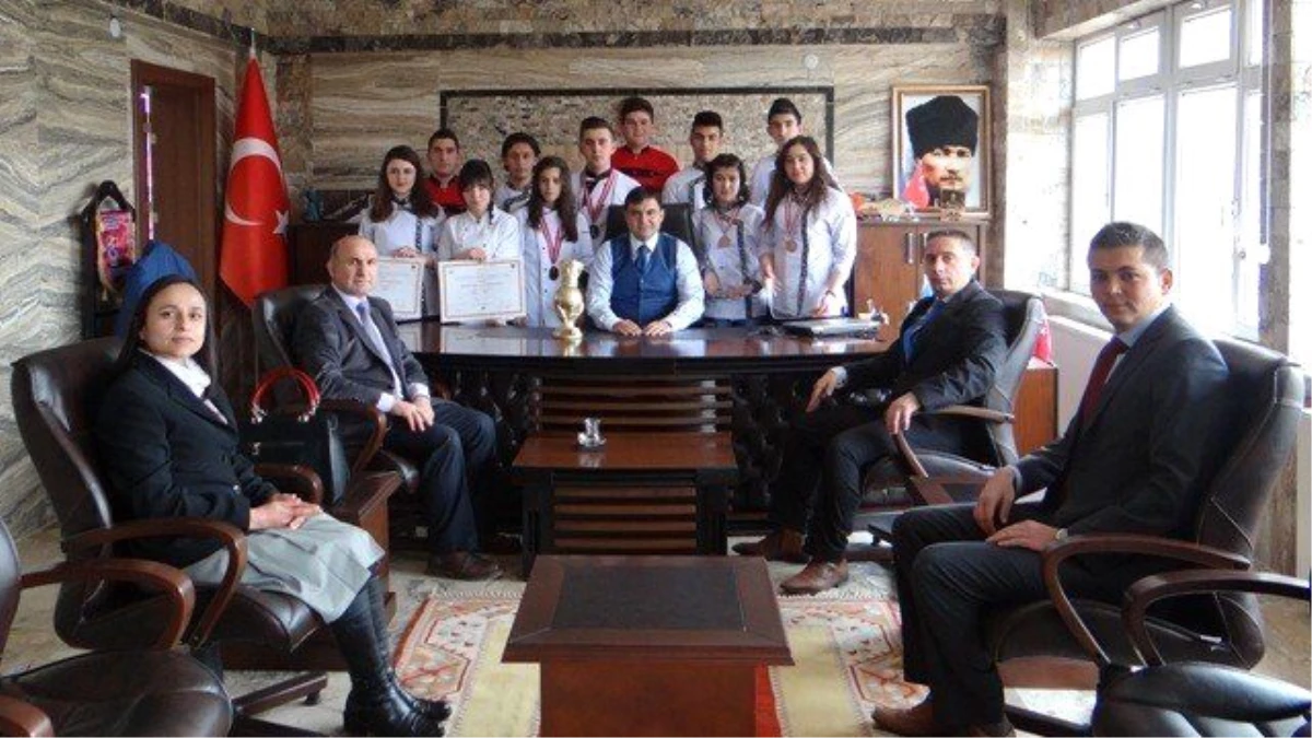 Kaymakam Balcı, Genç Aşçıları Kutladı