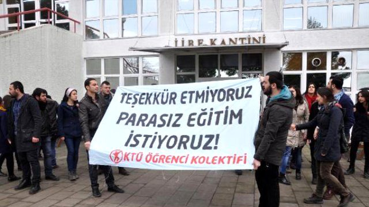 KTÜ\'lü Öğrencilerden Horonlu Harç Kutlaması