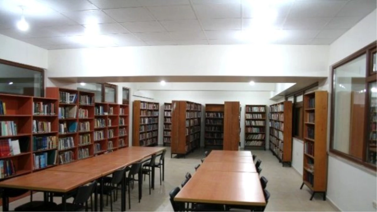 Kütüphane Hizmete Açıldı
