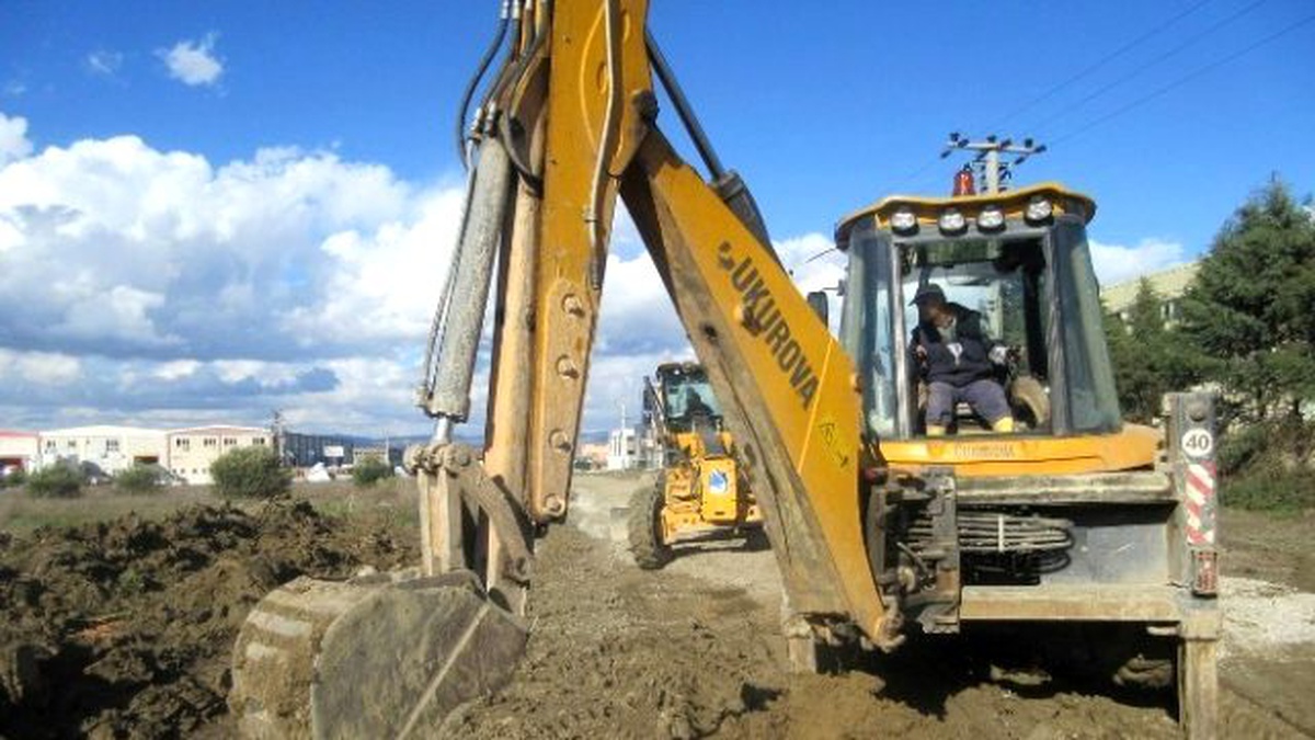 Muradiye Orta Ölçekli Sanayi Sitesi Yola Kavuşuyor