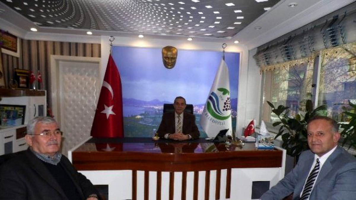 Osman Özet\'ten Belediye Başkanına Ziyaret