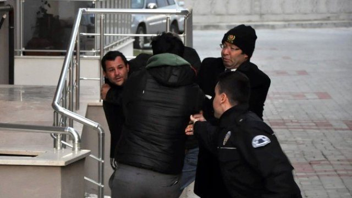 Polis 7 Saat Sonra Rehine Kadını Operasyonla Kurtardı