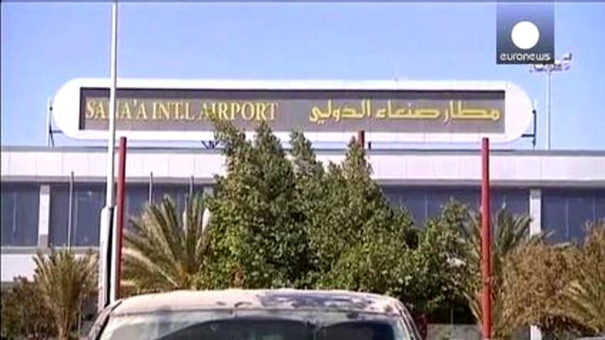 Yemen\'de Ülkeyi Terk Eden Yabancı Diplomatların Araçlarına El Konuldu