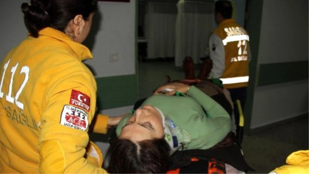 Samsun\'da Bayan Öğretmen Okula Giderken Kazada Yaralandı
