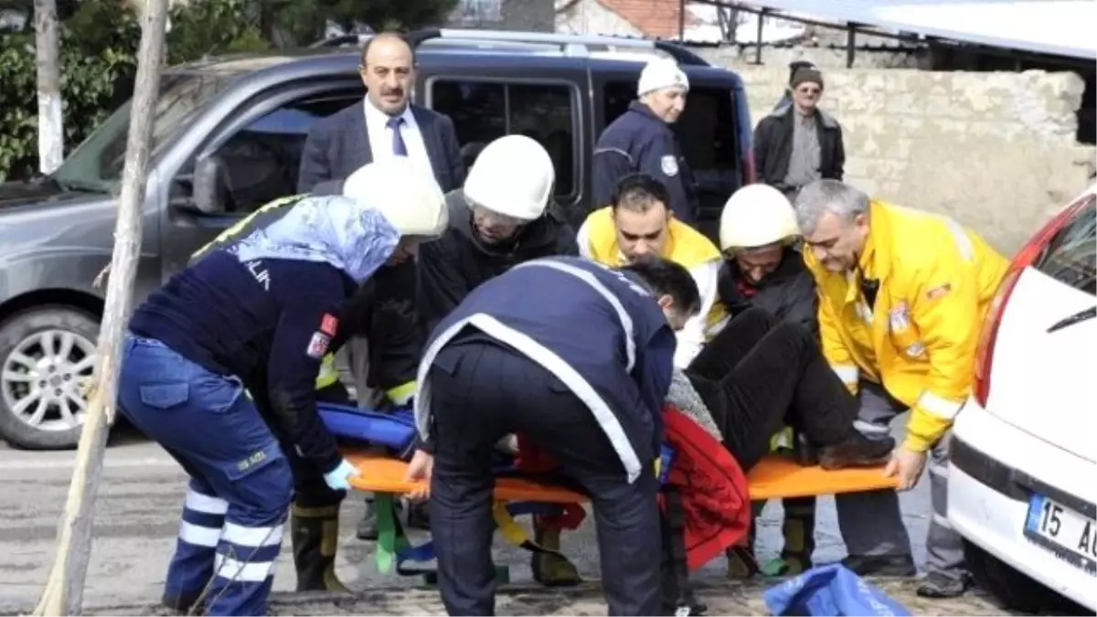 CHP Isparta Kadın Kolları Başkanı ve Eşi Kazada Yaralandı