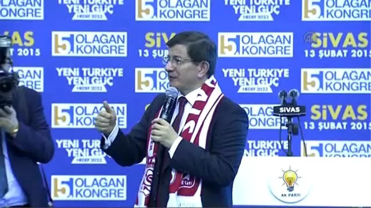 Davutoğlu: "Türkiye, Dünyanın Ekonomik Geleceğine Yön Veriyor"