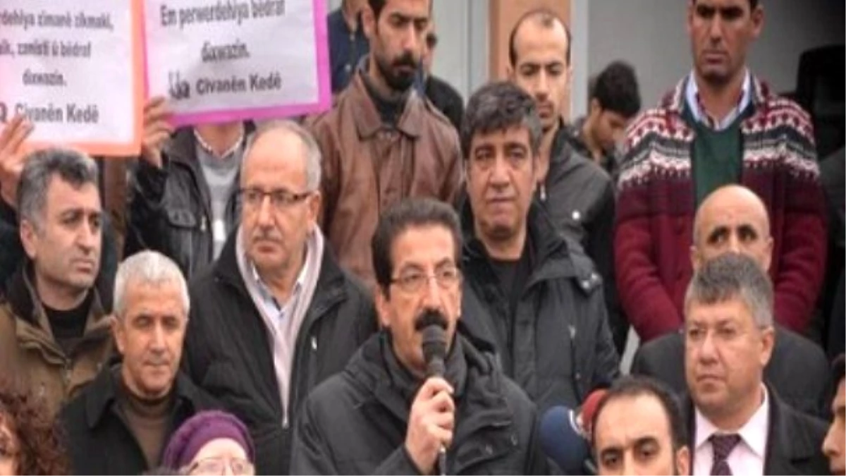 Diyarbakır\'da Ana Dilde Eğitim Talebiyle Okul Boykotu